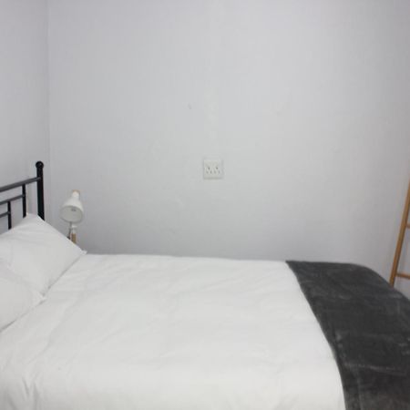 Explorer Backpackers Johannesburg Bagian luar foto